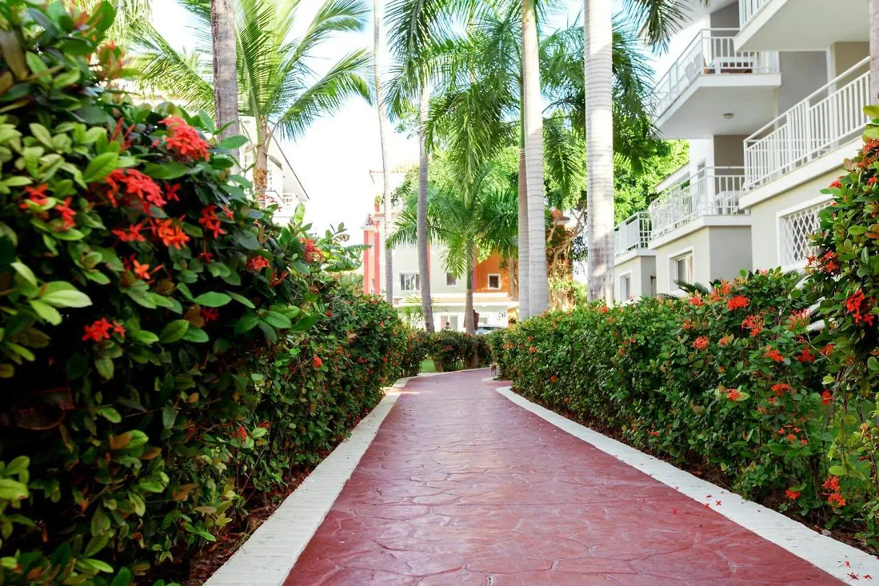 Aventura Studios With Tropical Pool Playa Los Corales Punta Cana Dominican Republic
